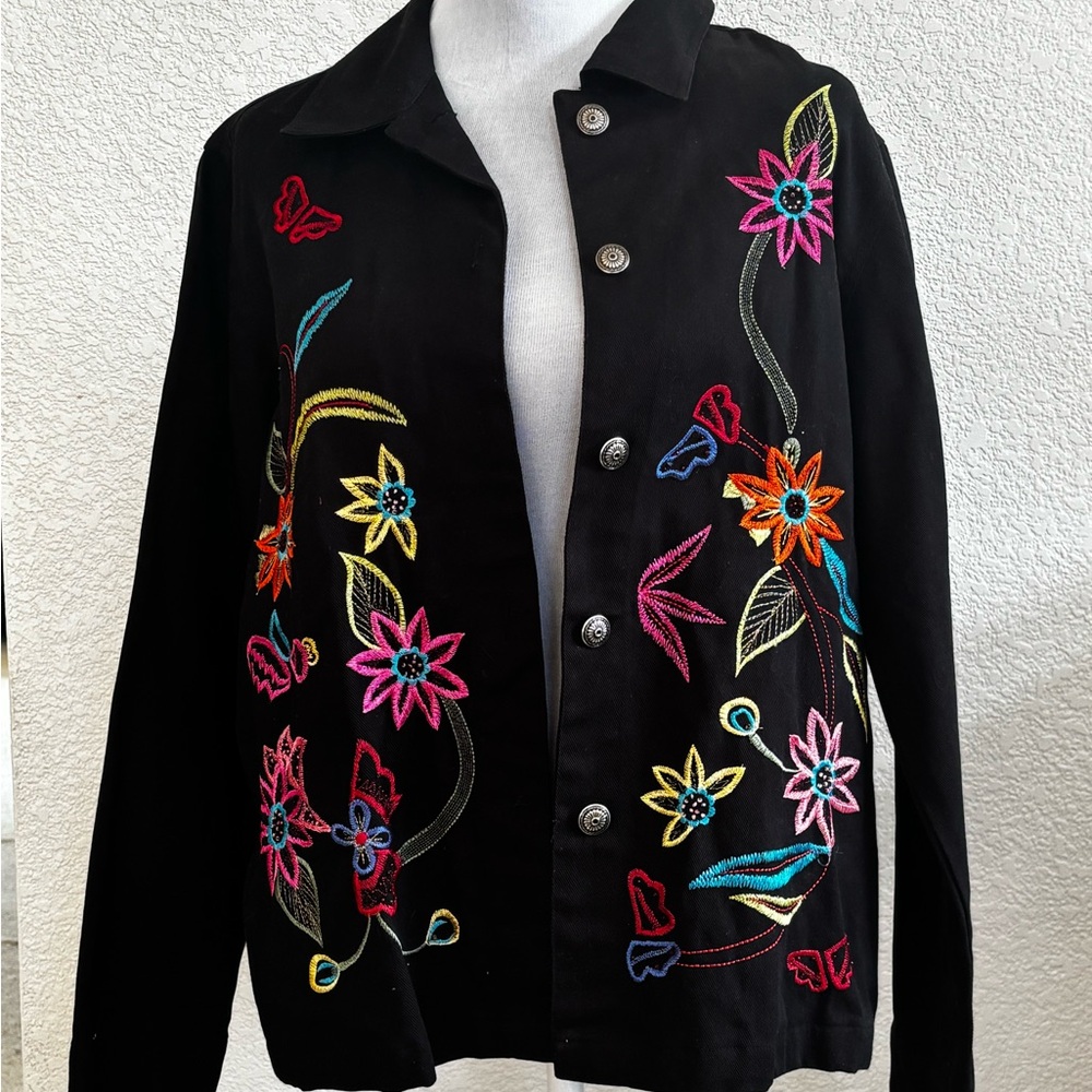Vtg White Stag Black Demo,  Floral Embroidered Jacketsize 4/6 NWT